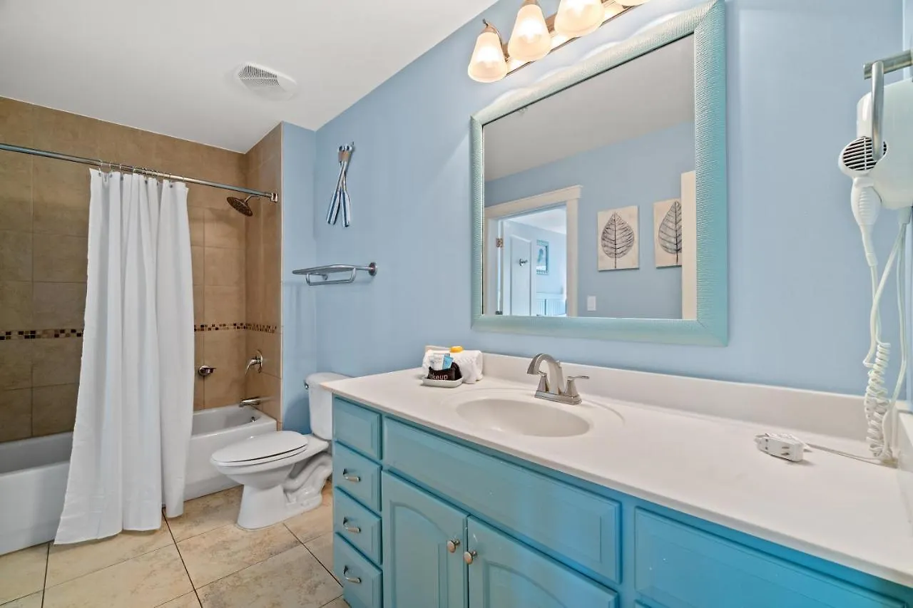 Holiday home Warm And Inviting 1 Bd 1 Ba Condo With Breathtaking Gulf Views Panama City Beach